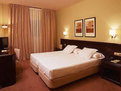 Rallye Hotel Granada Buitenkant foto